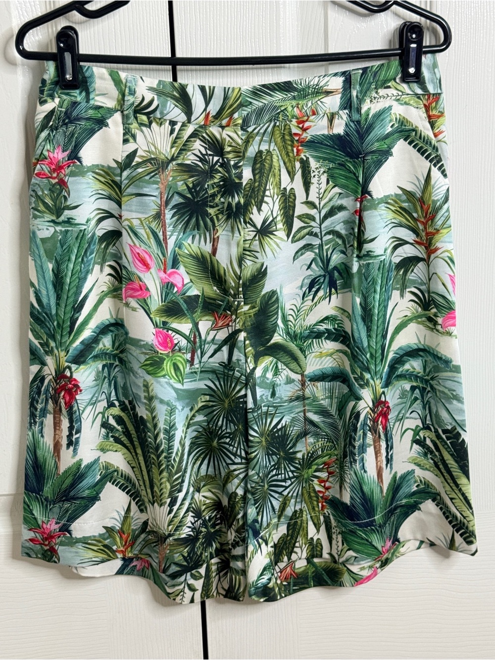 NWT J.McLaughlin Tropical Palm Print Cove Bermuda Shorts Size 6